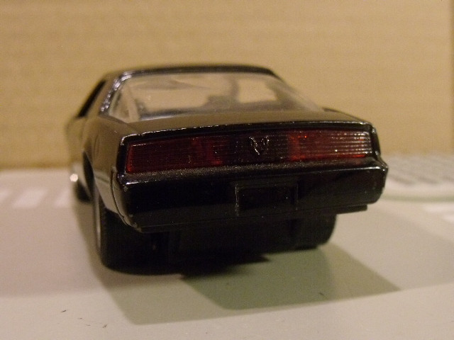 Yatming Pontiac Firebird KITT (5)