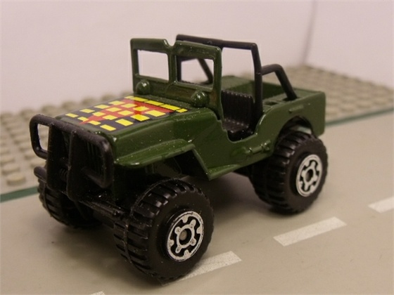 Matchbox 4x4 Jeep RoadBlasters (6)