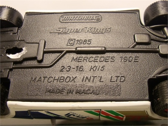 Mercedes 190E 2-6 - 16V Matchbox Superking (17)