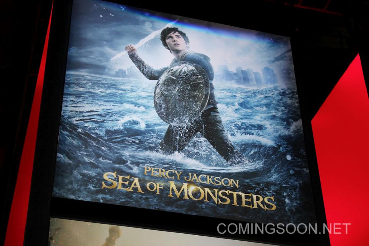 percy-jackson-2-movie-poster-banner-licensing-expo