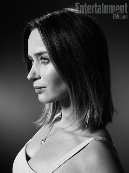 EMILY BLUNT, Looper