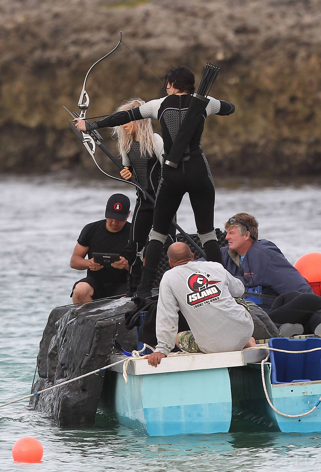 hunger-games-catching-fire-jennifer-lawrence-set-photo