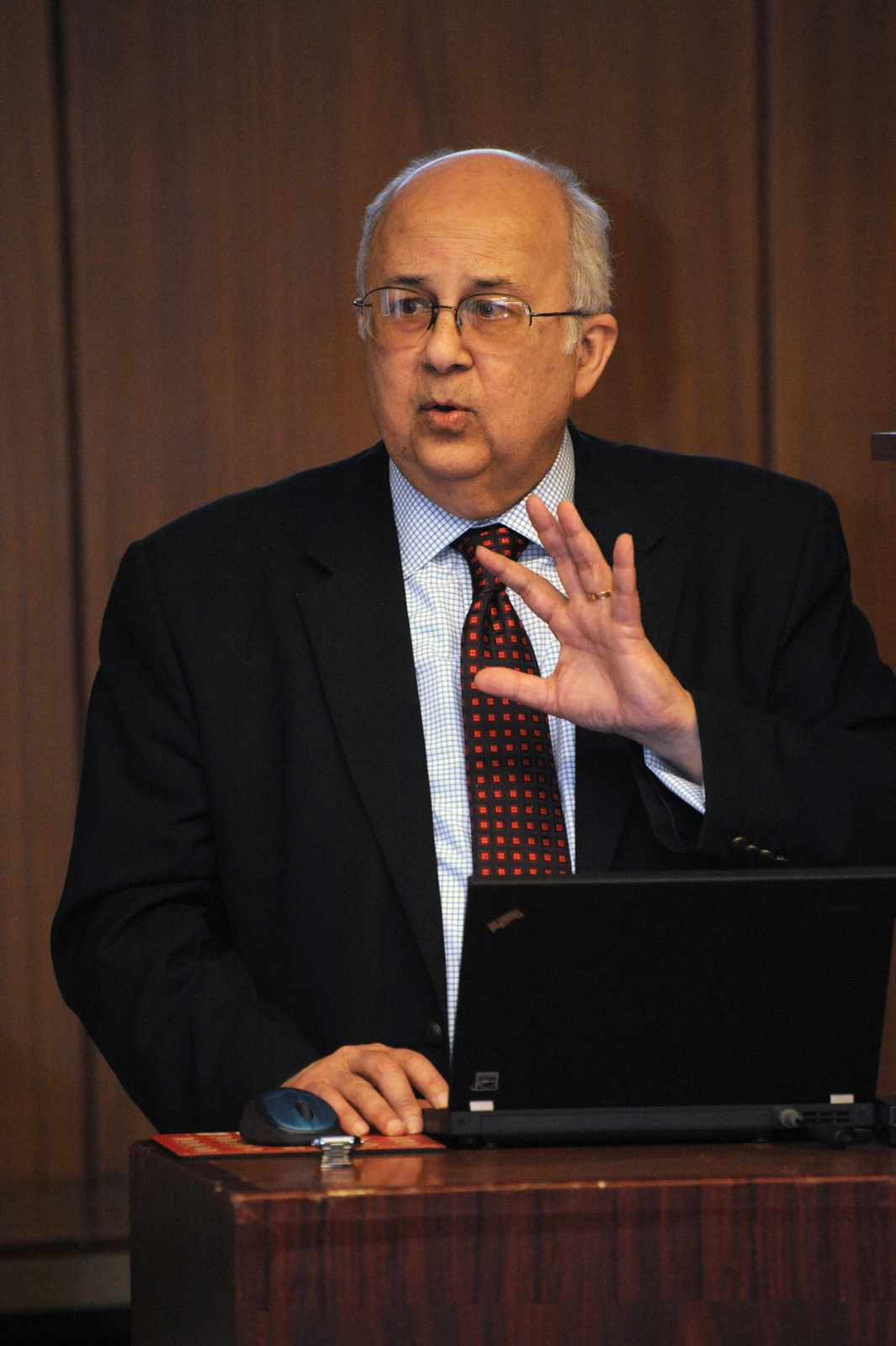 Dr. Ismail Serageldin