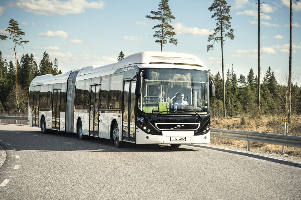 Volvo 7900 Hybrid Articulated 2013 1