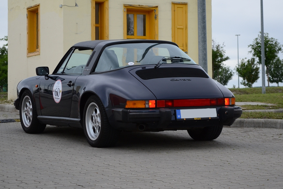 Porsche 911 Targa