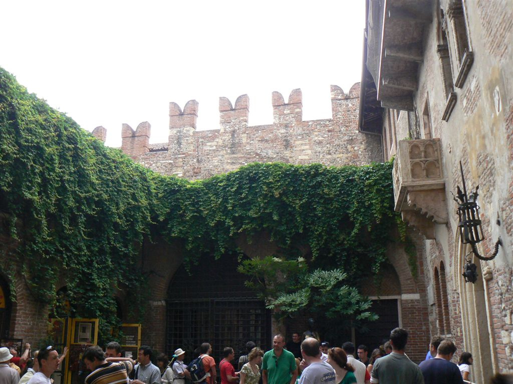 Verona 150