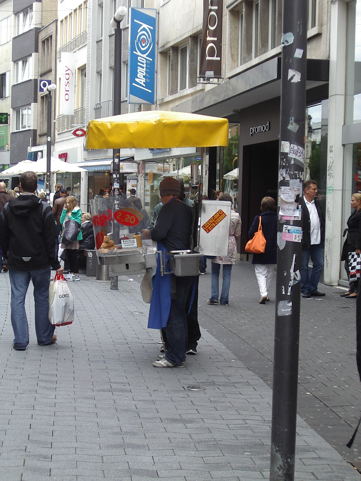 Aachen: Bratwurstos