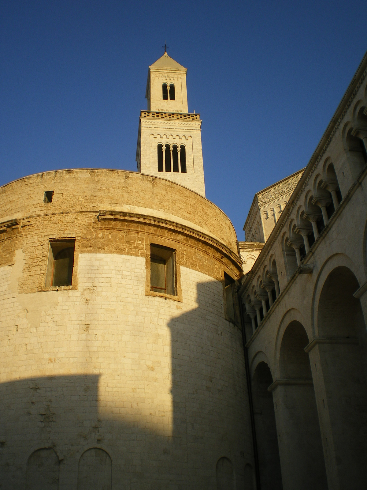 Bari, Cattedrale