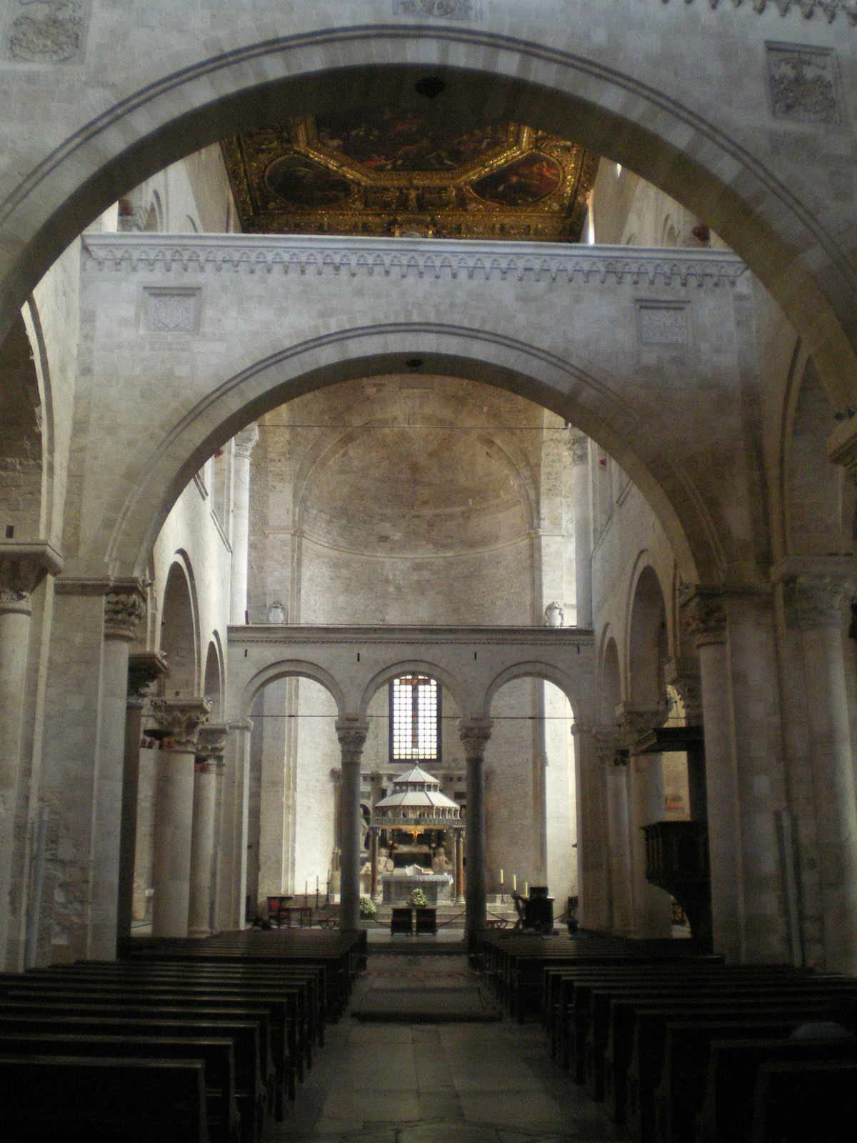 Bari, Basilica di San Nicola