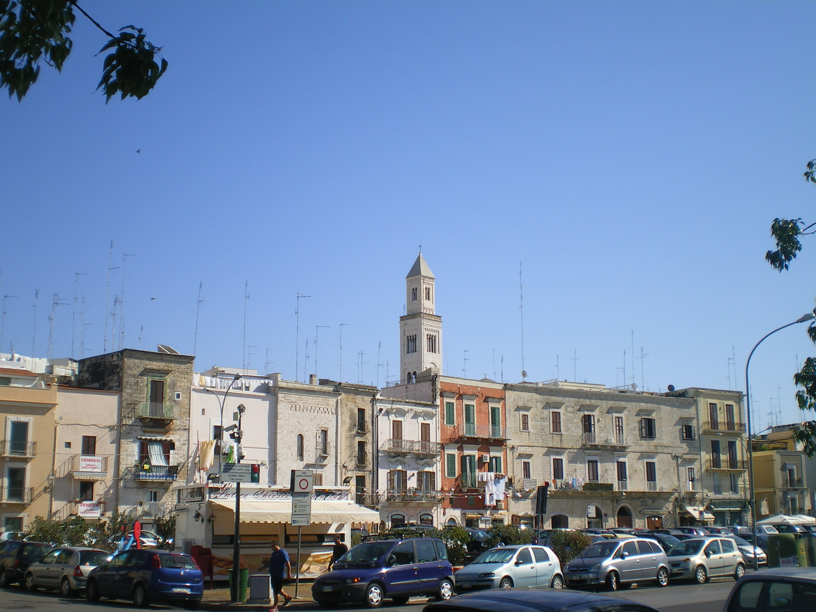 Bari