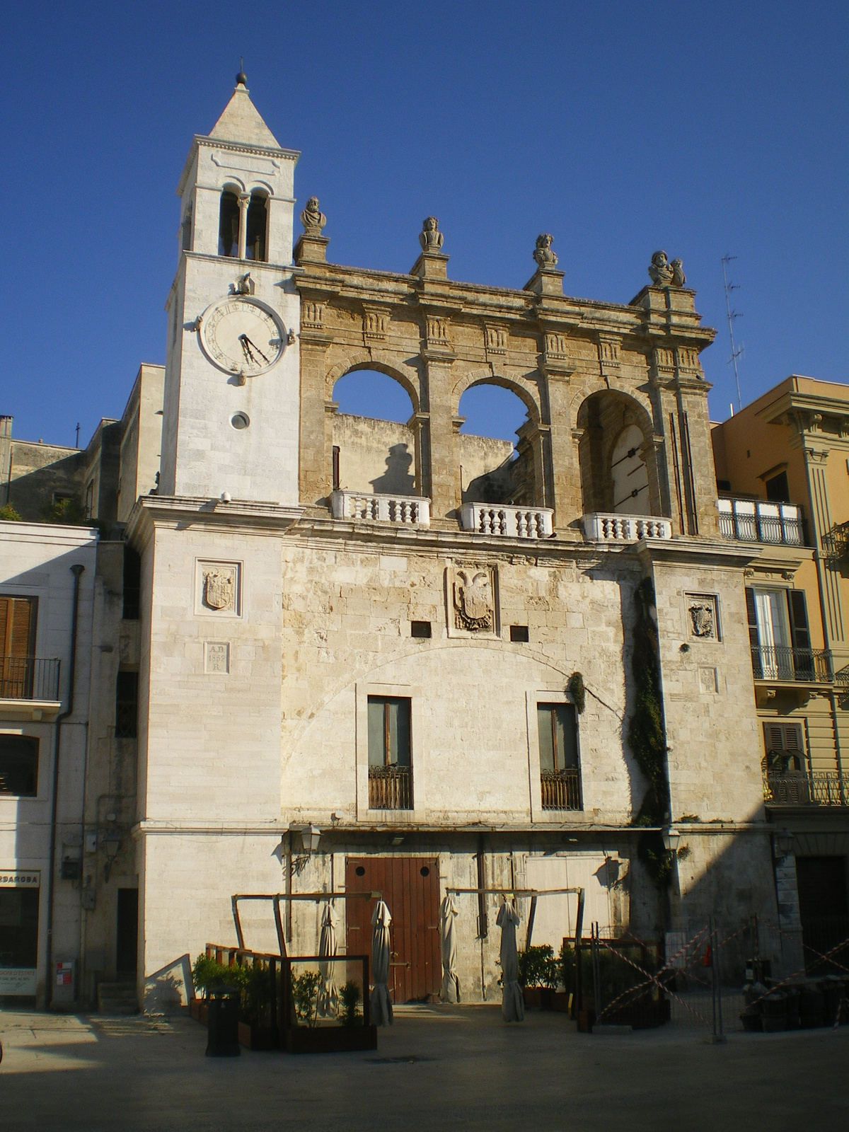 Bari