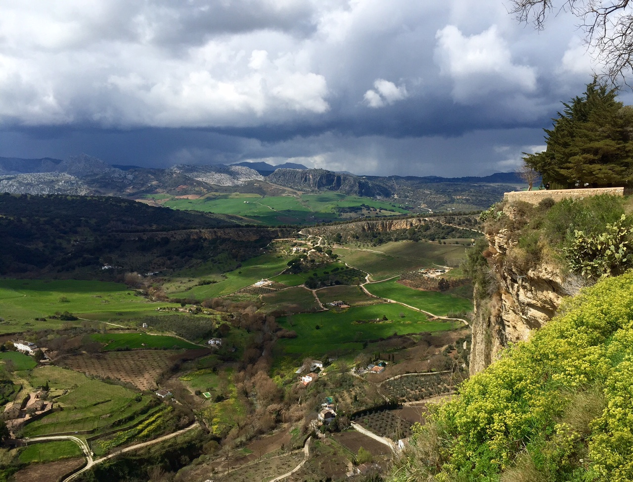 Ronda (ez a város neve) :)