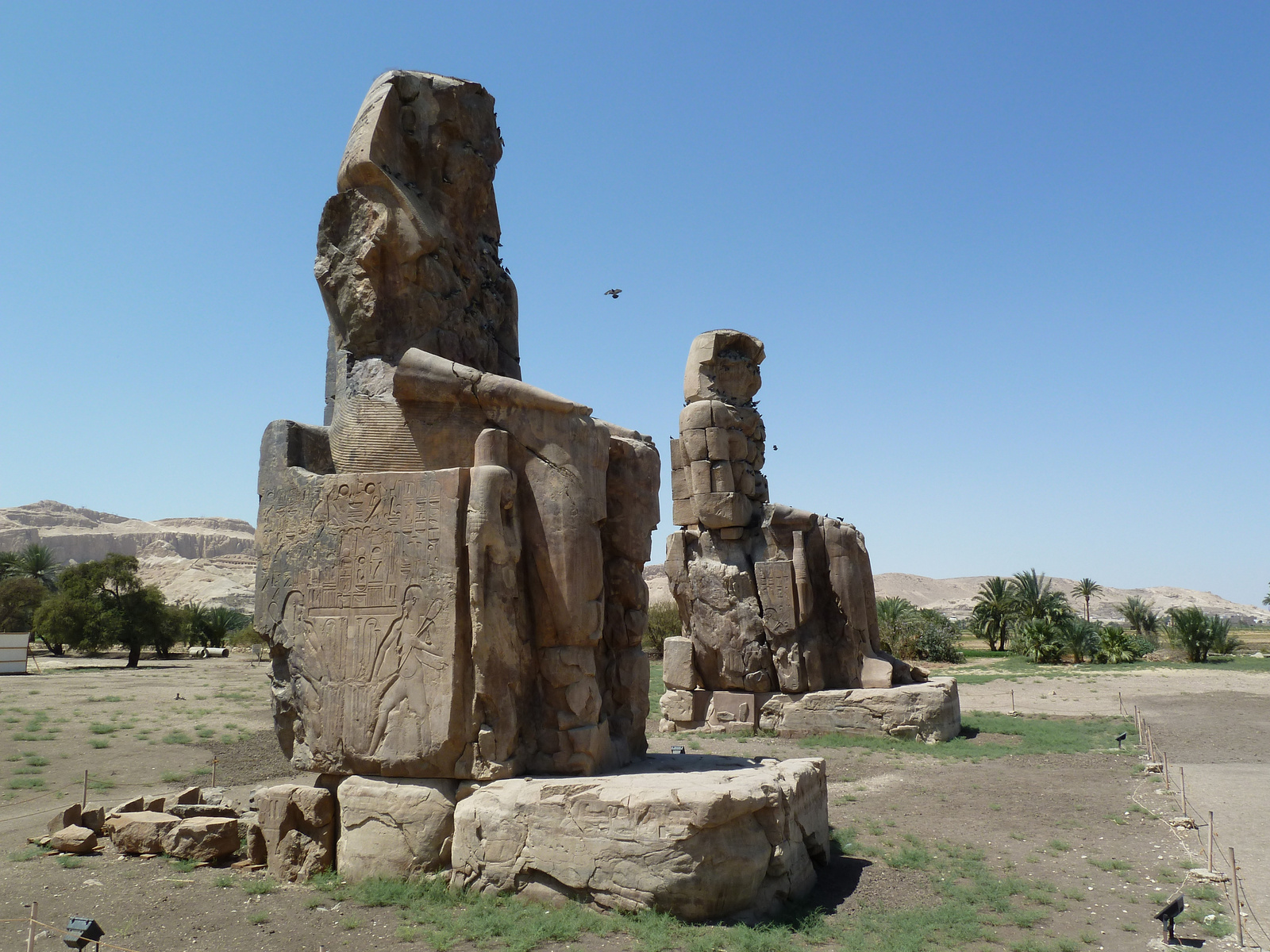 A Memnon-kolosszusok
