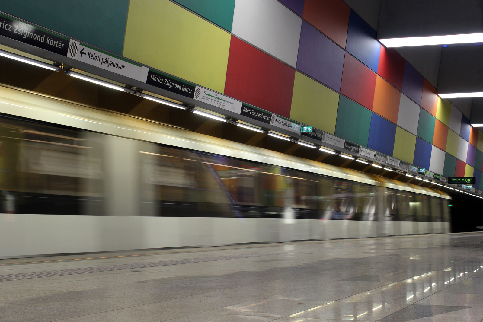 Metro4-MoriczZsigmondKorter-20150726-25