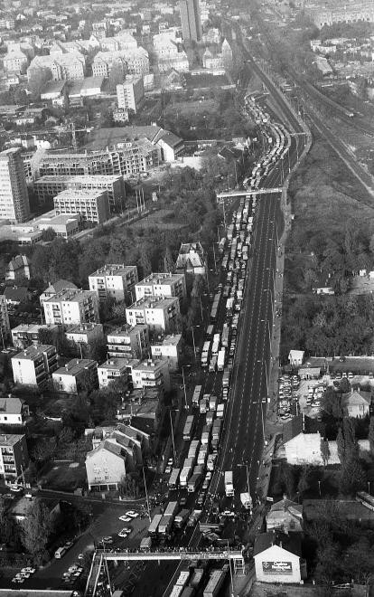 BudaorsiUt-1990Korul-Taxisblokad-fortepan.hu-138524