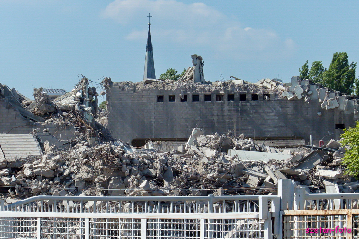 1130364 Nepstadion