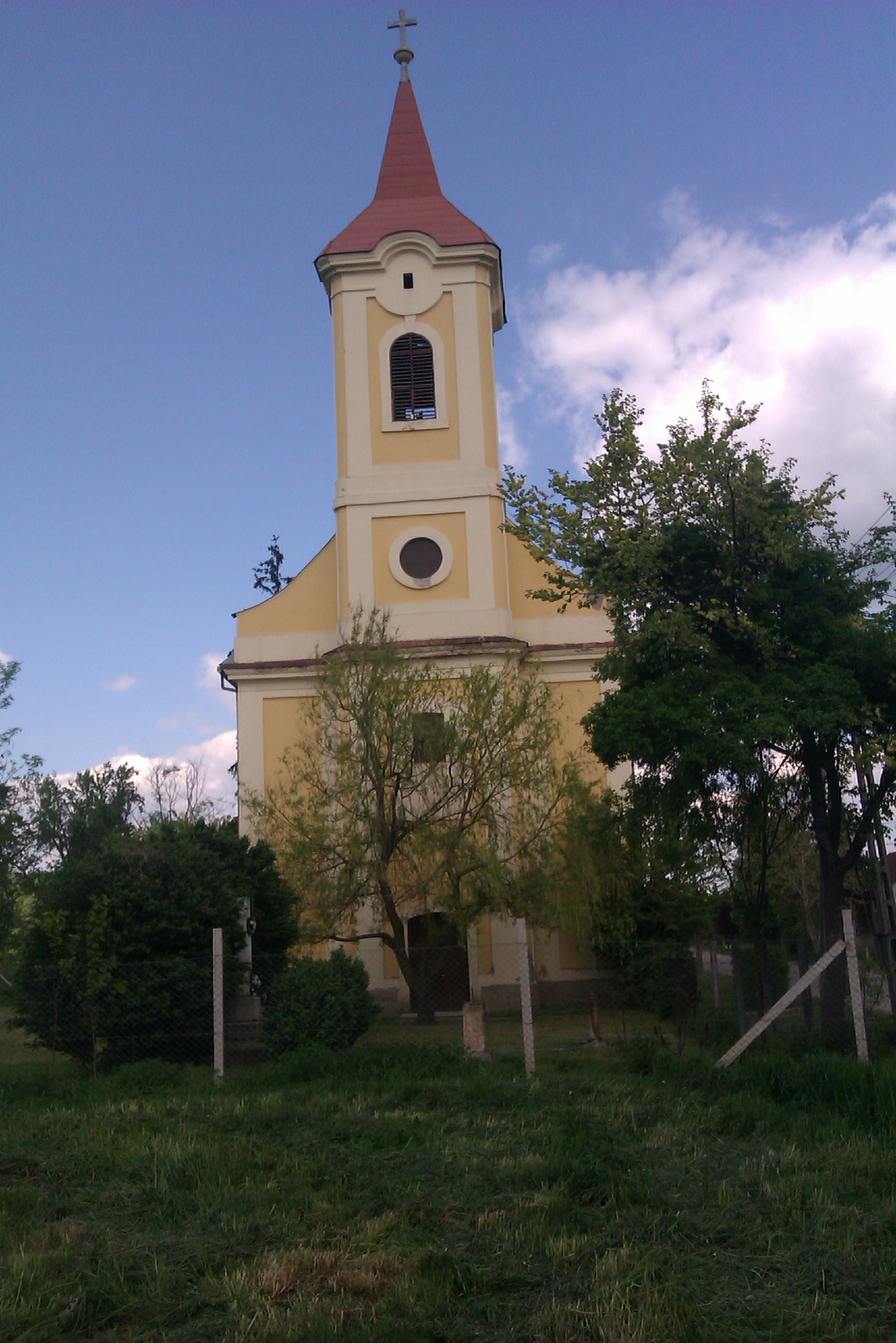 Tiszabő Katolikus templom