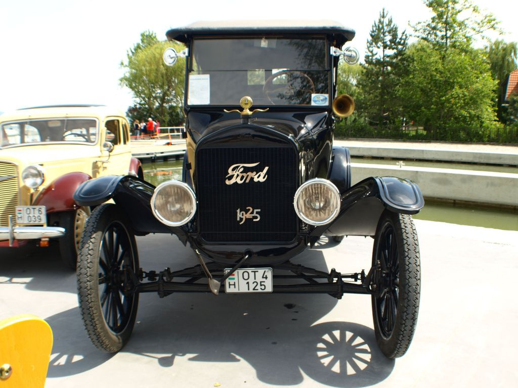 Oldtimer Balatonfenyves