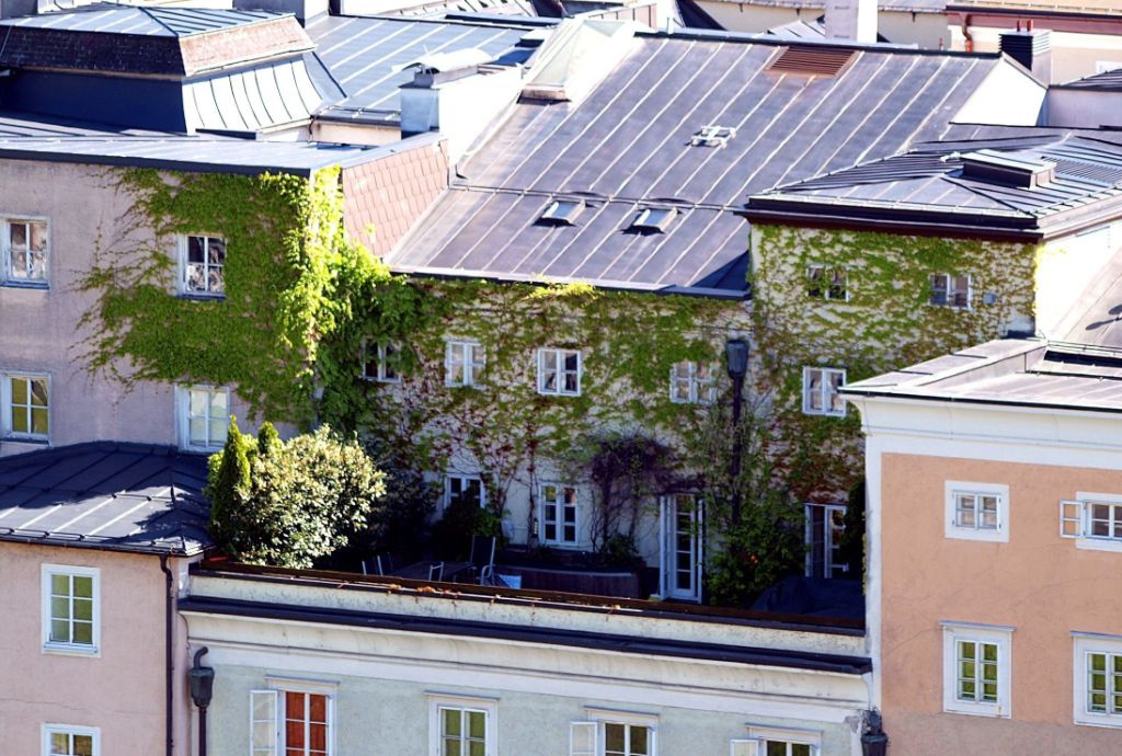 Salzburgi tetők a Kapuzinerbergről