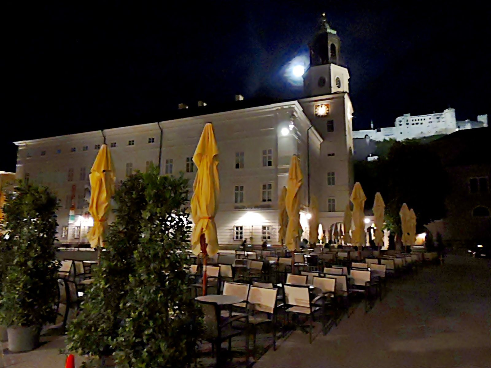 Salzburg éjjel - Salzburg Múzeum
