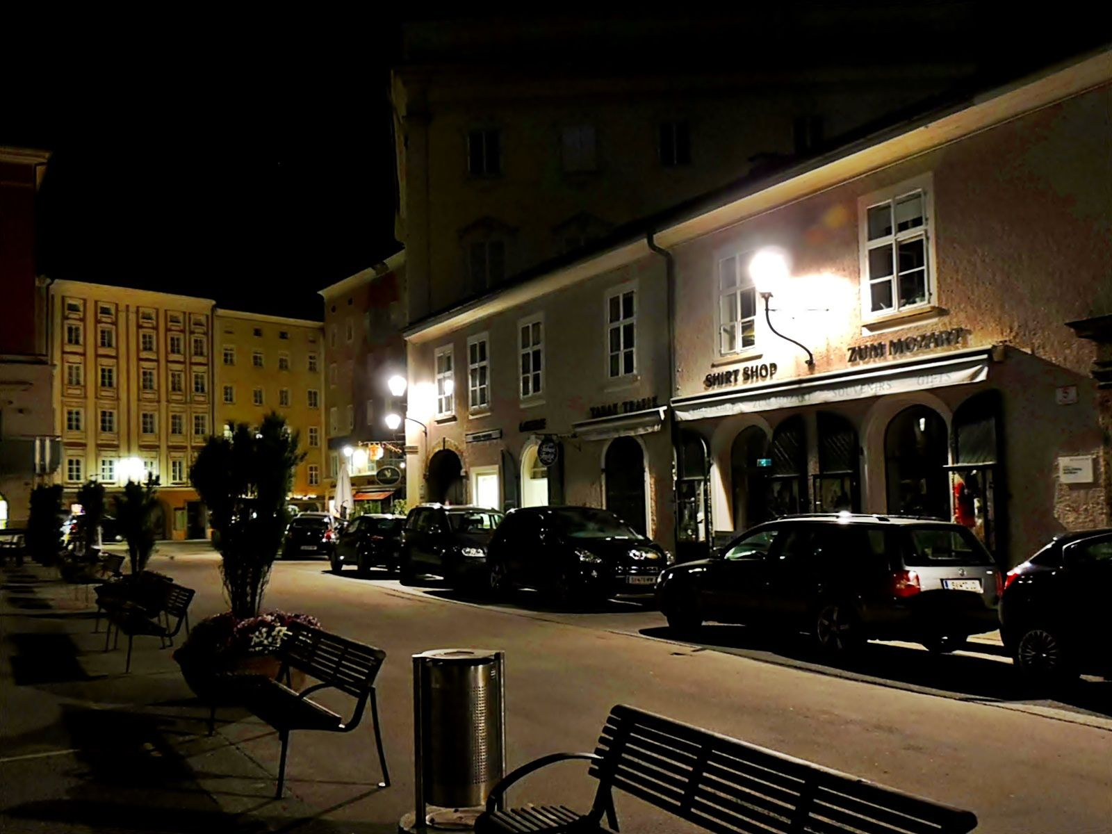 Salzburg éjjel - Waag platz