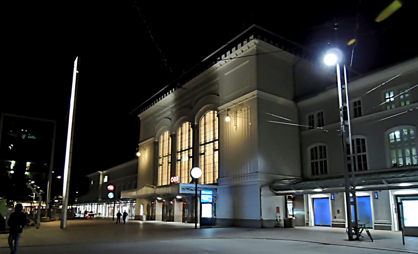 Salzburg éjjel - Hauptbahnhof