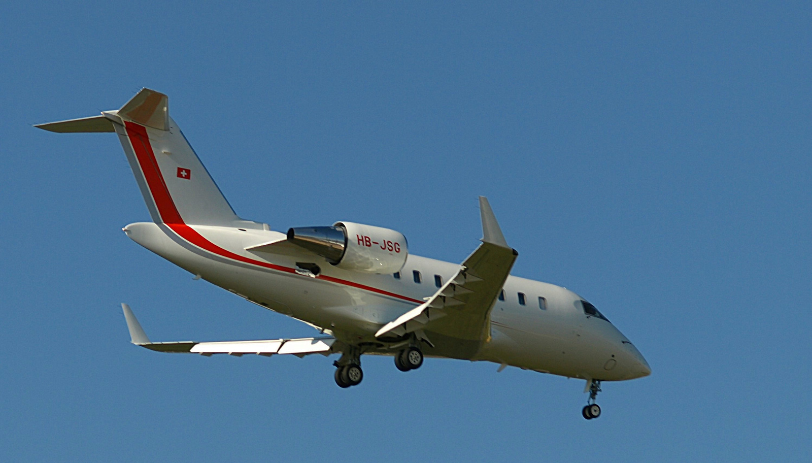 Privát Bombardier CL-600-2B16 Challenger 605
