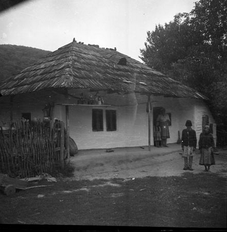 Lakóház. 1949.0