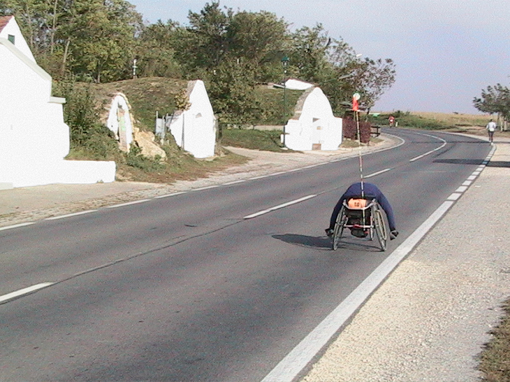 16-Borospincék között