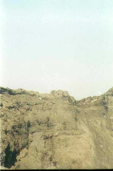 041-Vezuv kráter