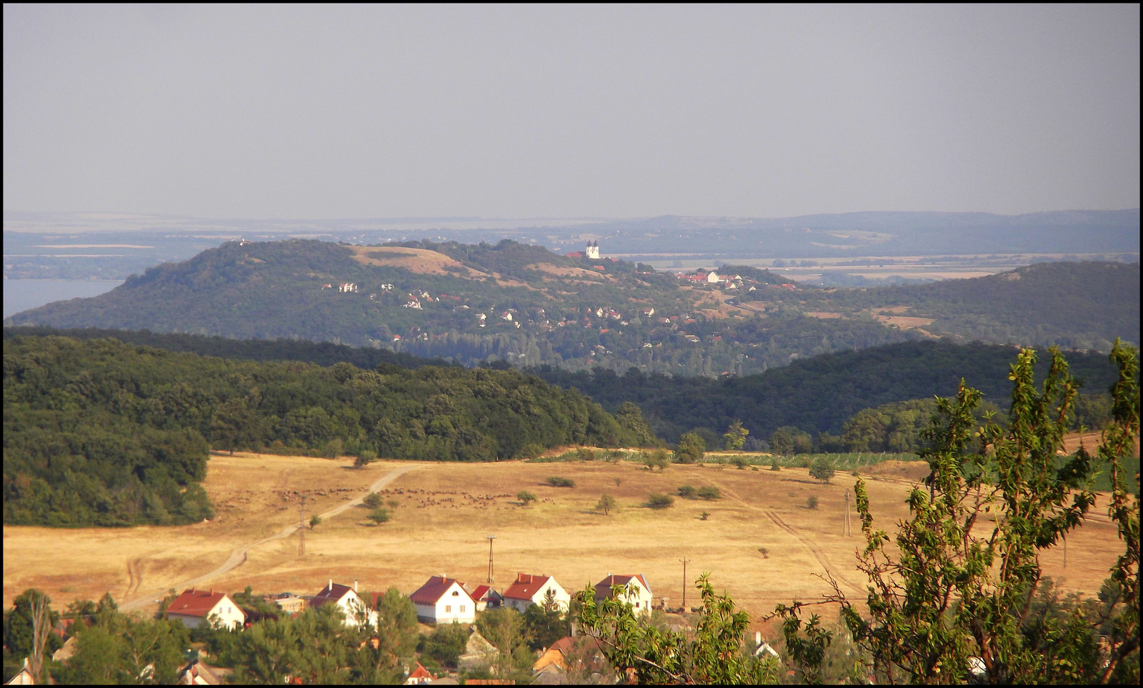 a tihanyi félsziget fentről