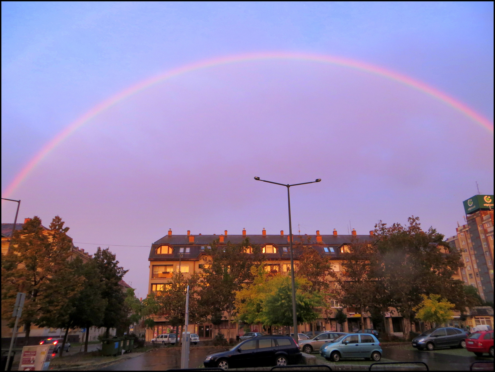 alkonyati szivárvány