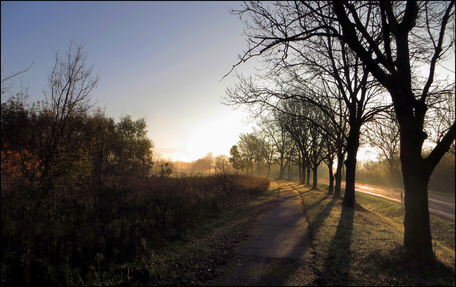 ködös november