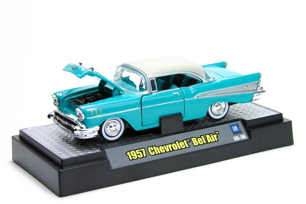 Auto Thentics Release 3b 1957 Chevrolet BelAir