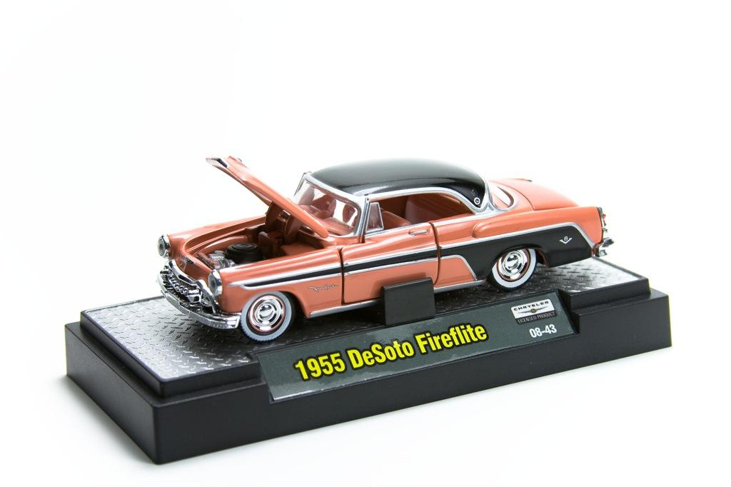 M2 Machines 1955 Desoto Fireflite Auto Thentics 4b