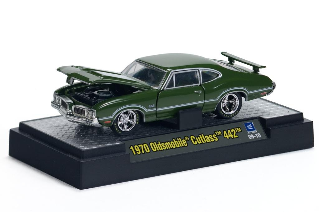 Detroit Muscle Cars Release 4 1970 Oldmobile Cutlass 442 Green