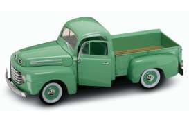 Yatming 1948 Ford F-1 Pick Up, Light Green 1-18