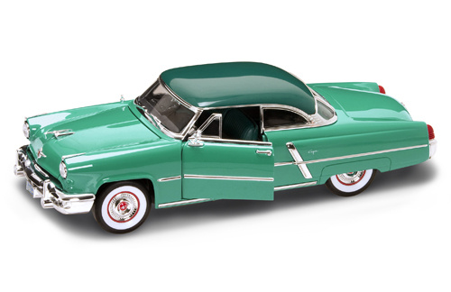 Yatming 1952 LINCOLN CAPRI GREEN 1-18