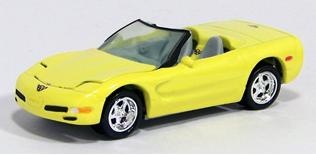 Johnny Lightning Modern Muscle 2007 R2 2003 Chevy Corvette Conve