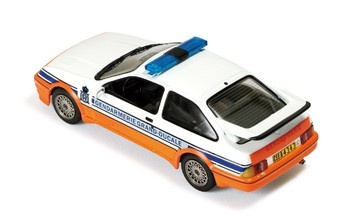 IST 1980 Ford Sierra Cosworth Gendarmerie 1-43 02