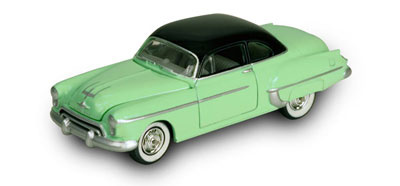 Johnny Lightning R7 1950 Oldsmobile Rocket 88 - matchboxshop