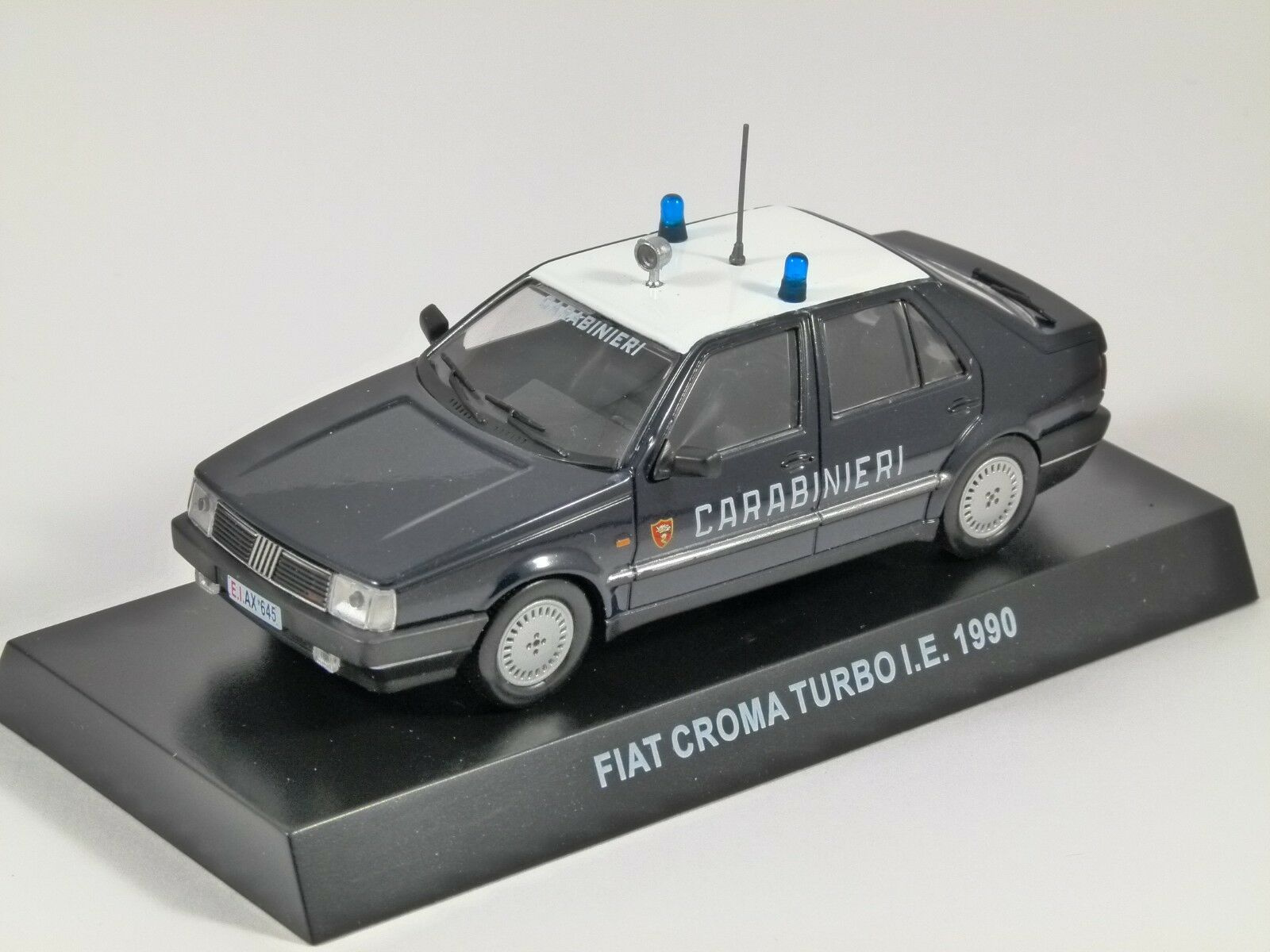 Deagostini Carabinieri Collection 1990 Fiat Croma Turbo 1-43