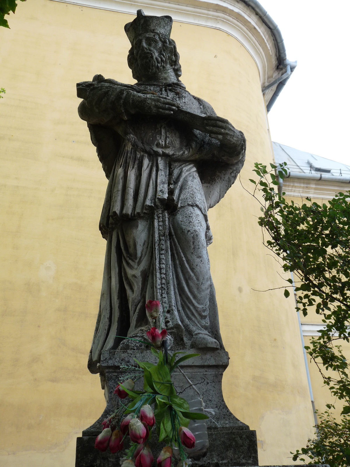 Nepomuki Szent János-szobor