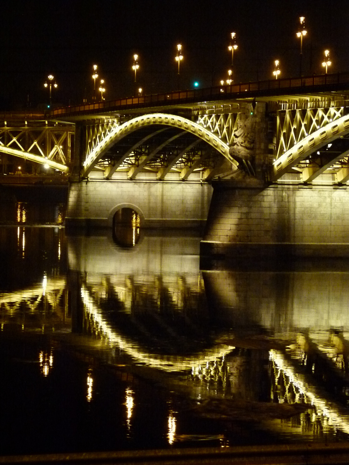 Budapest, Margit híd (P1070293)