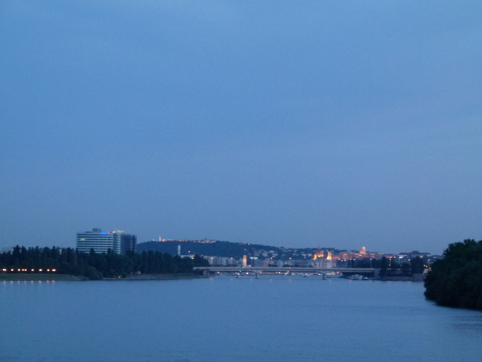 Dunai látkép (P1140398)