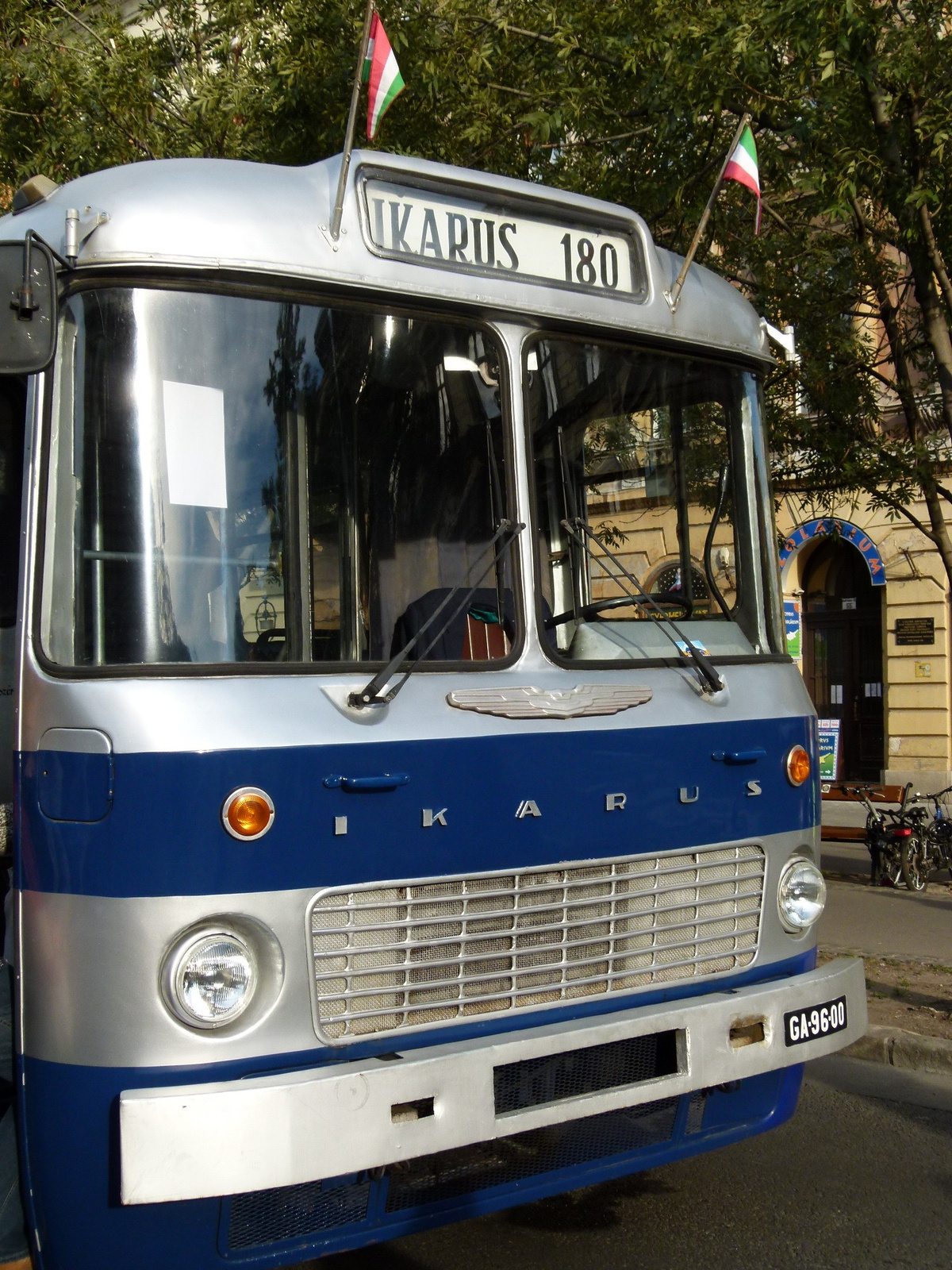 Ikarus 180 (P1260708)