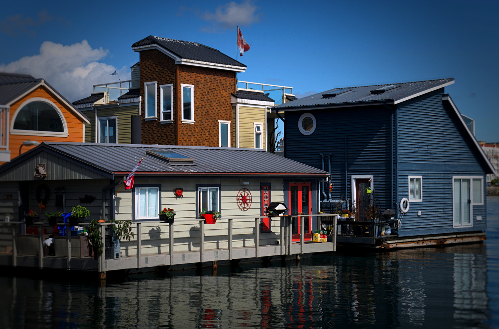 floating houses