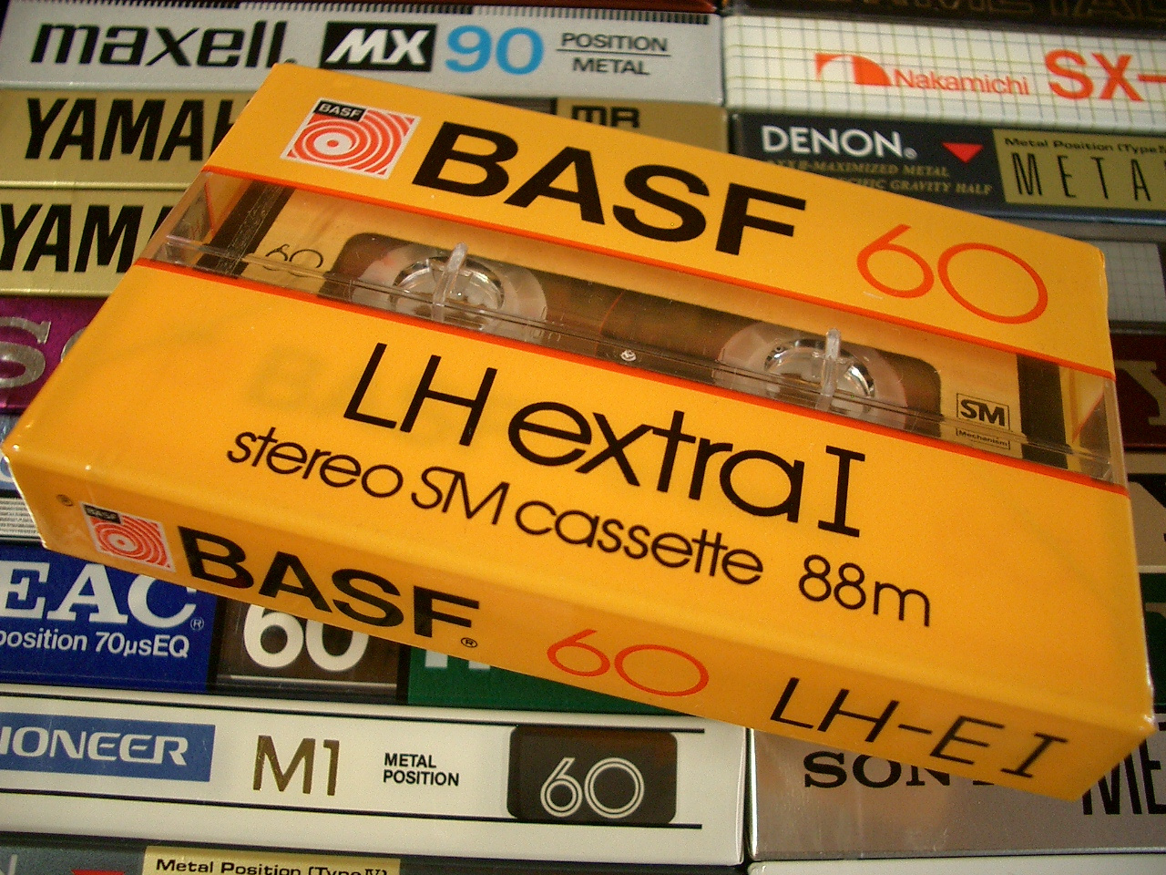 BASF LH-EI 60 Ger SM printed on the cassette shell RARE 1981 f