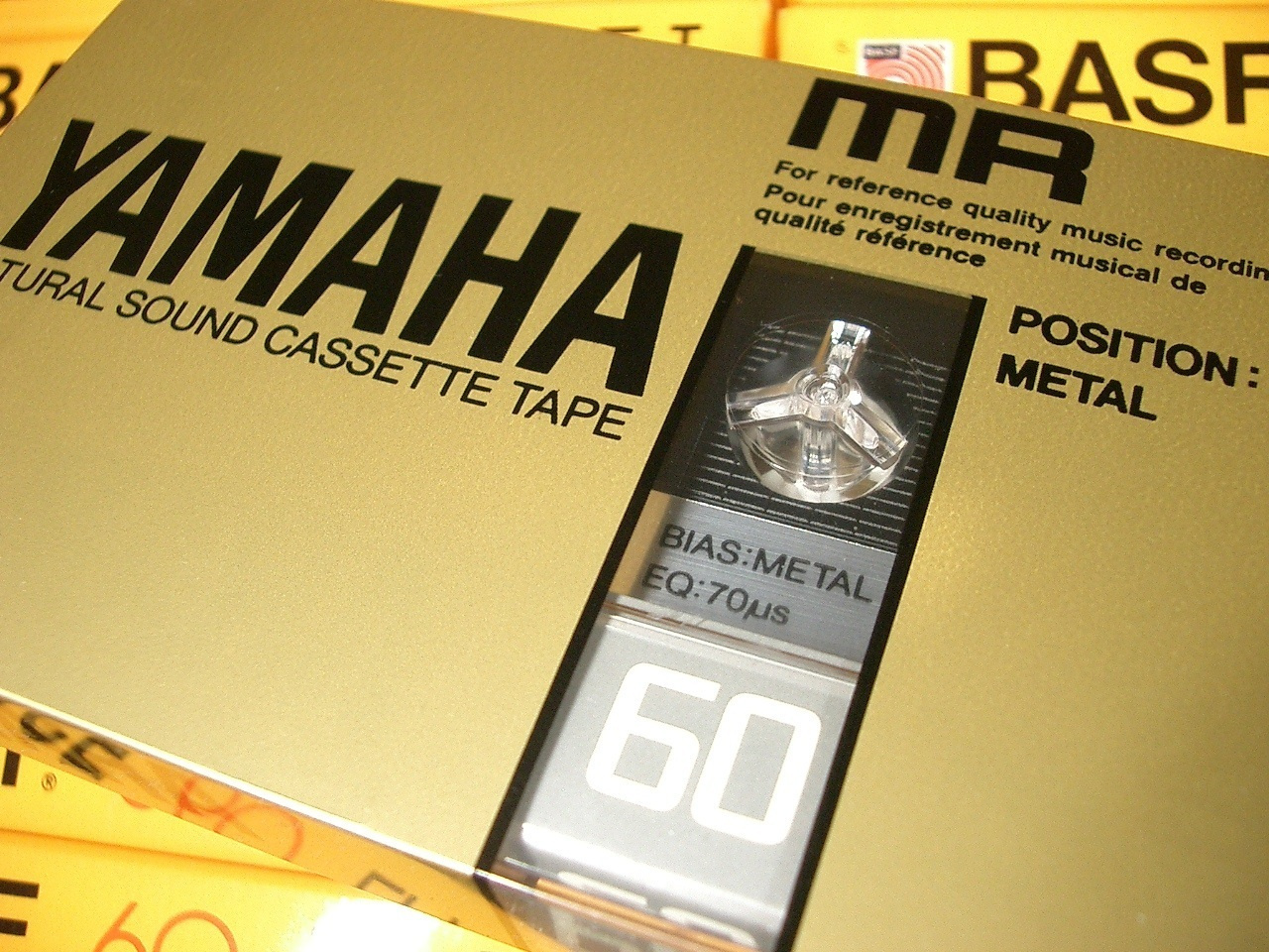 YAMAHA MR 60 (6)