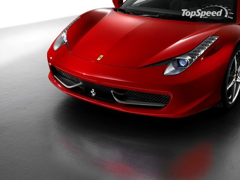 2010-ferrari-458-italia-11 800x0w